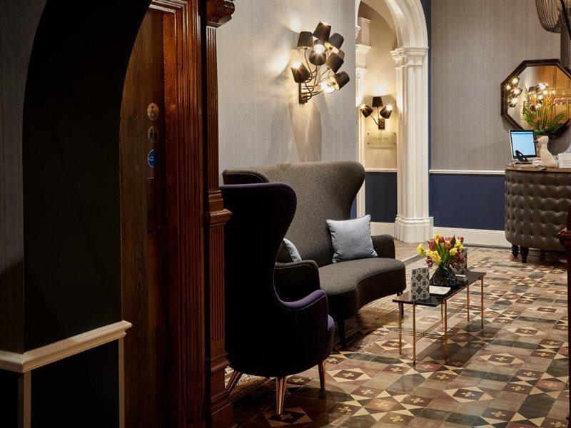 Oddfellows On The Park Чідл Екстер'єр фото The hotel's lobby