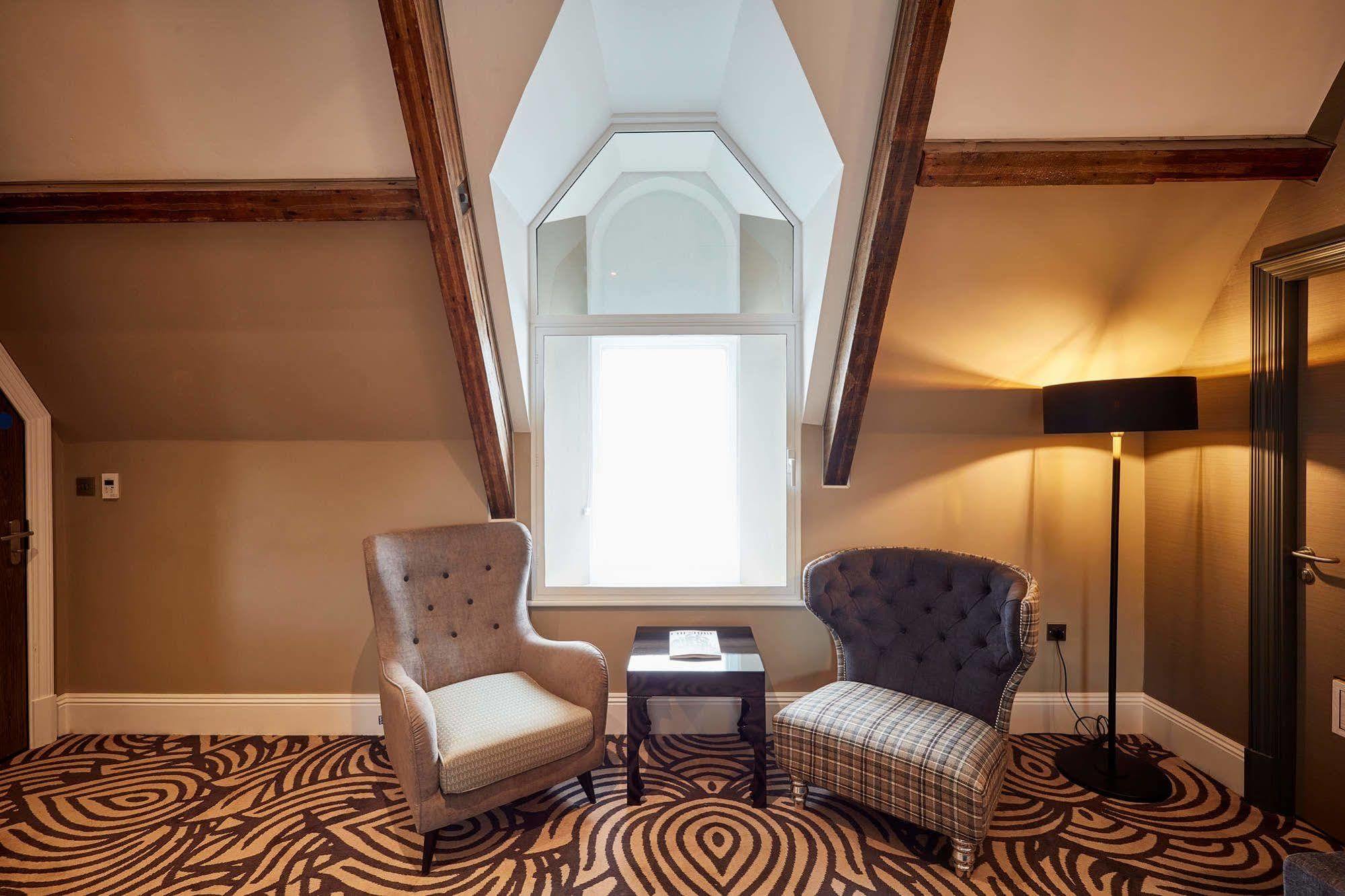 Oddfellows On The Park Чідл Екстер'єр фото The interior of the hotel
