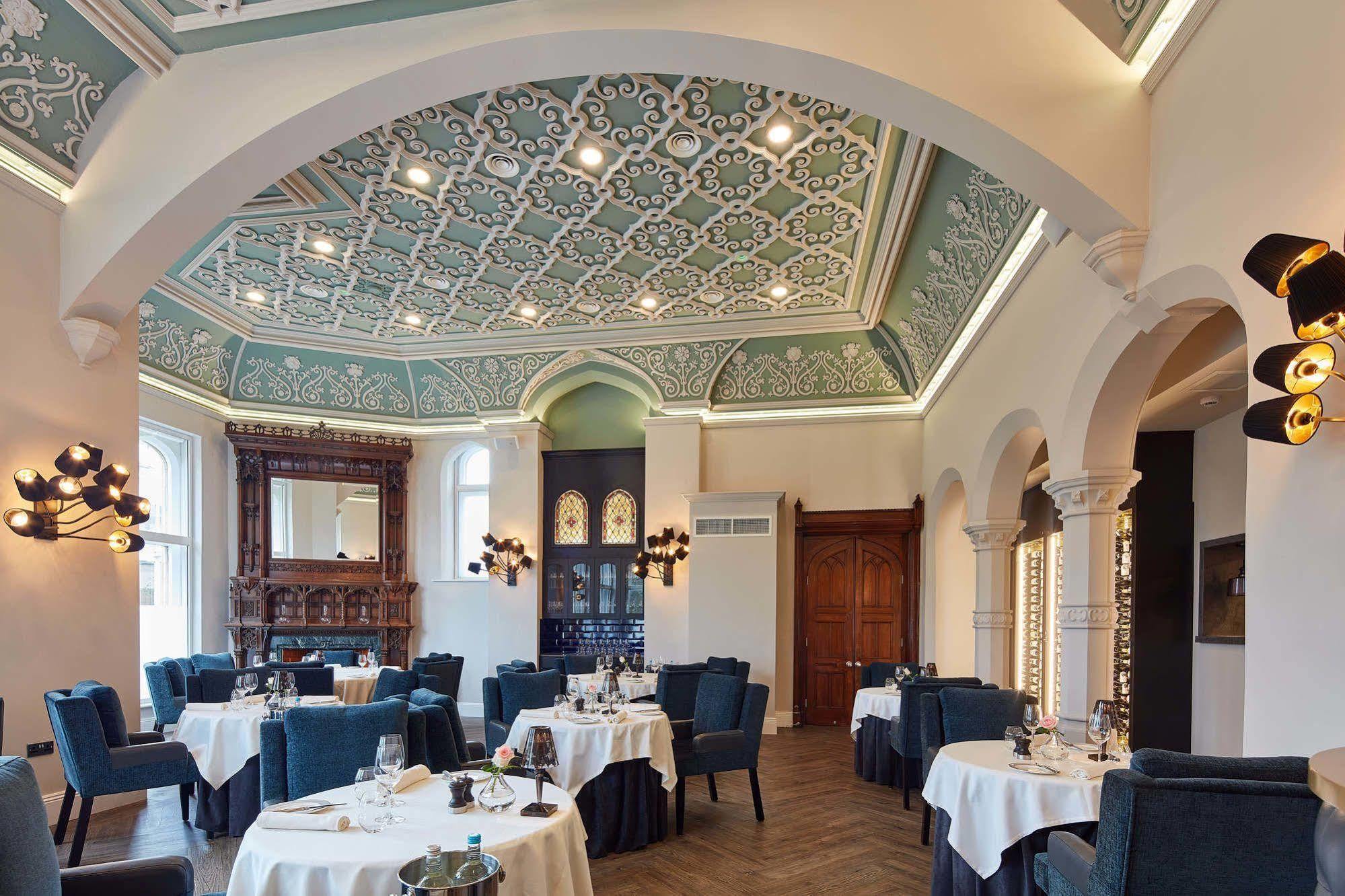 Oddfellows On The Park Чідл Екстер'єр фото The interior of the restaurant